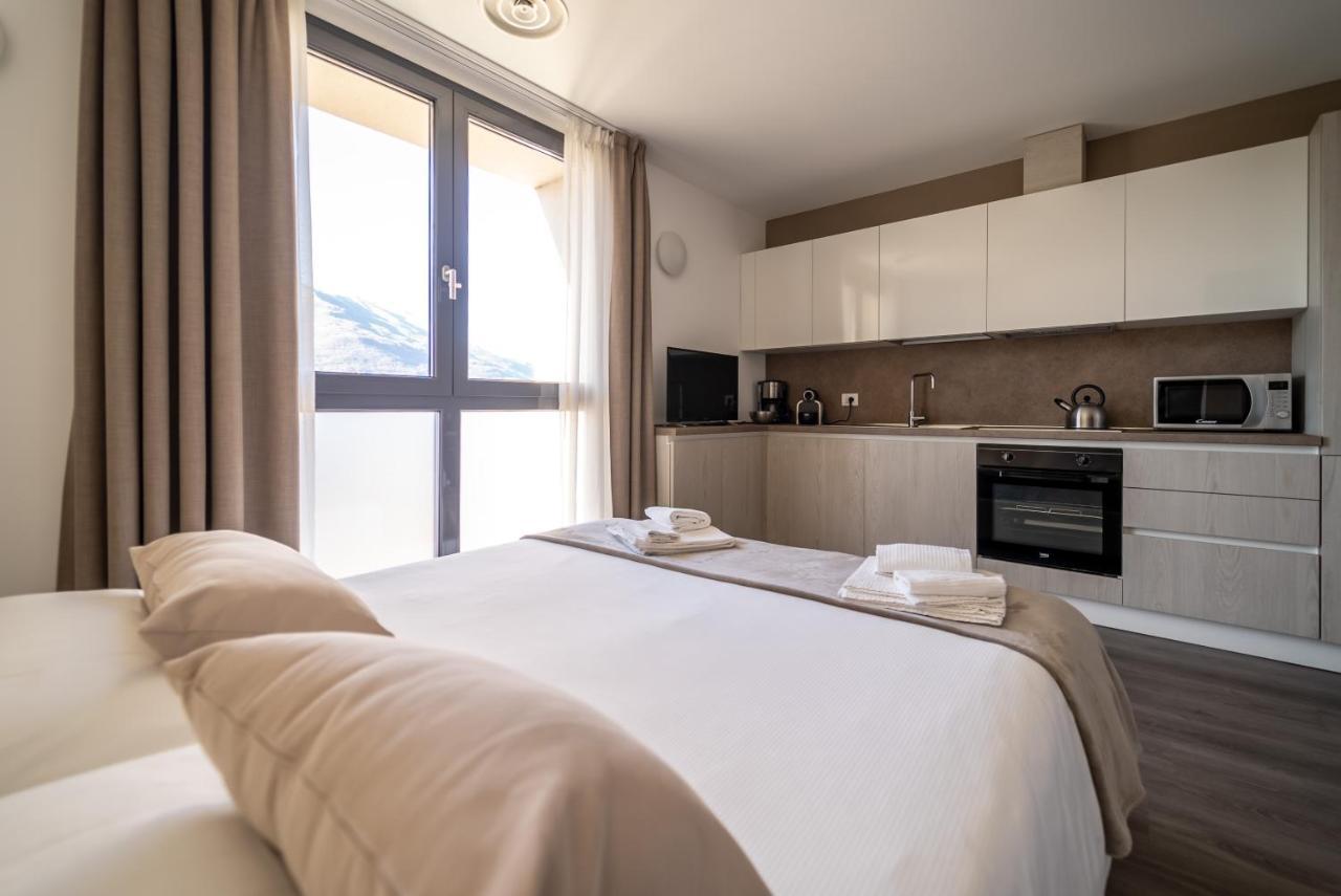 Residenza Decimina Apartamento Varenna Exterior foto